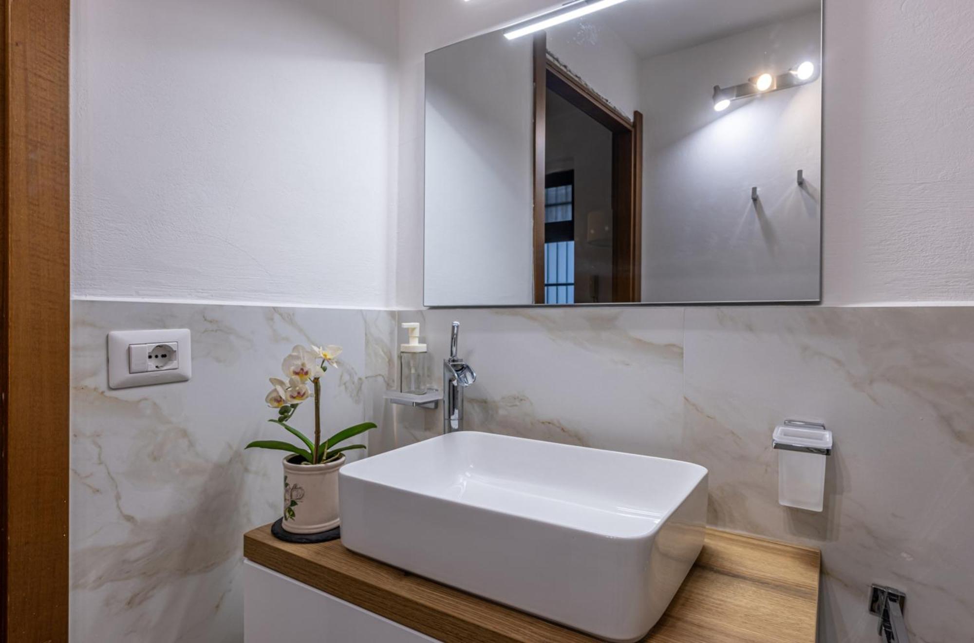 ミラノIndustrial Loft In Maciacchini - Metro 50M Smartworking & Netflixアパートメント エクステリア 写真